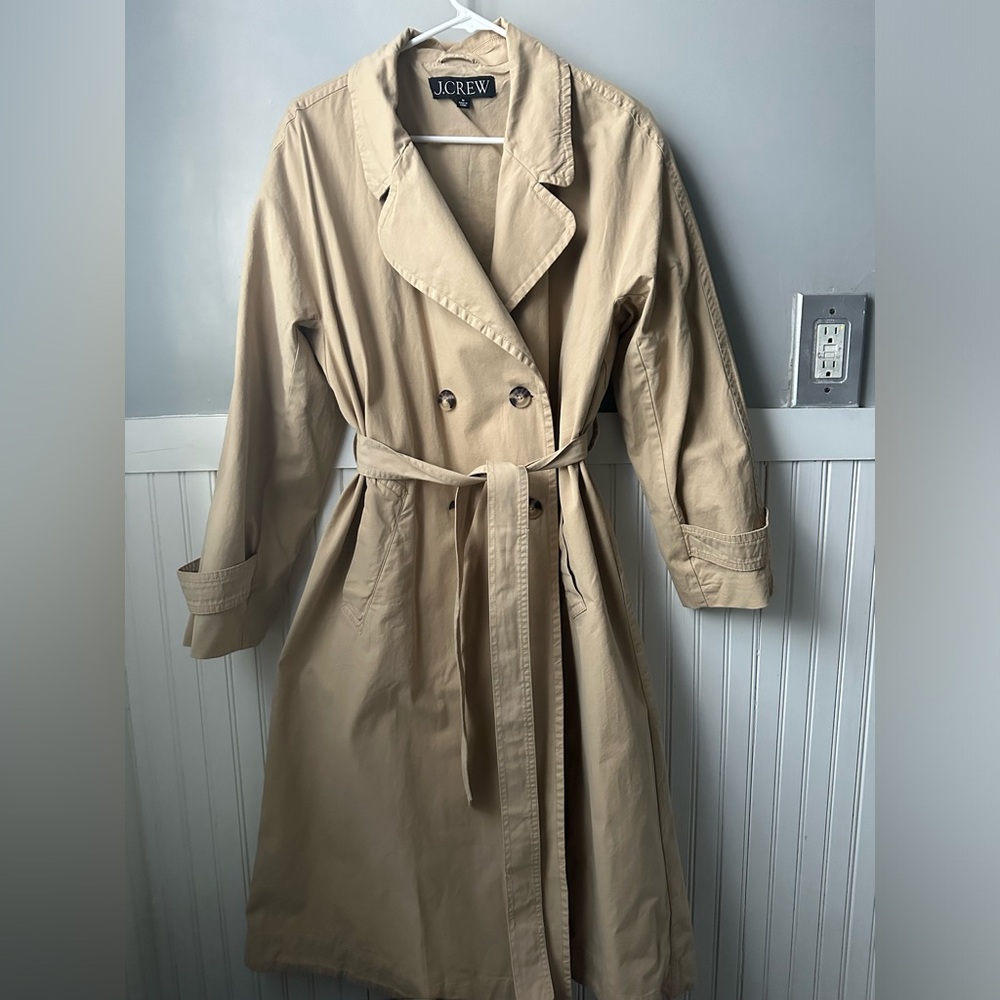 J. Crew classic trench coat. Never worn. Perfect condition. Size medium.